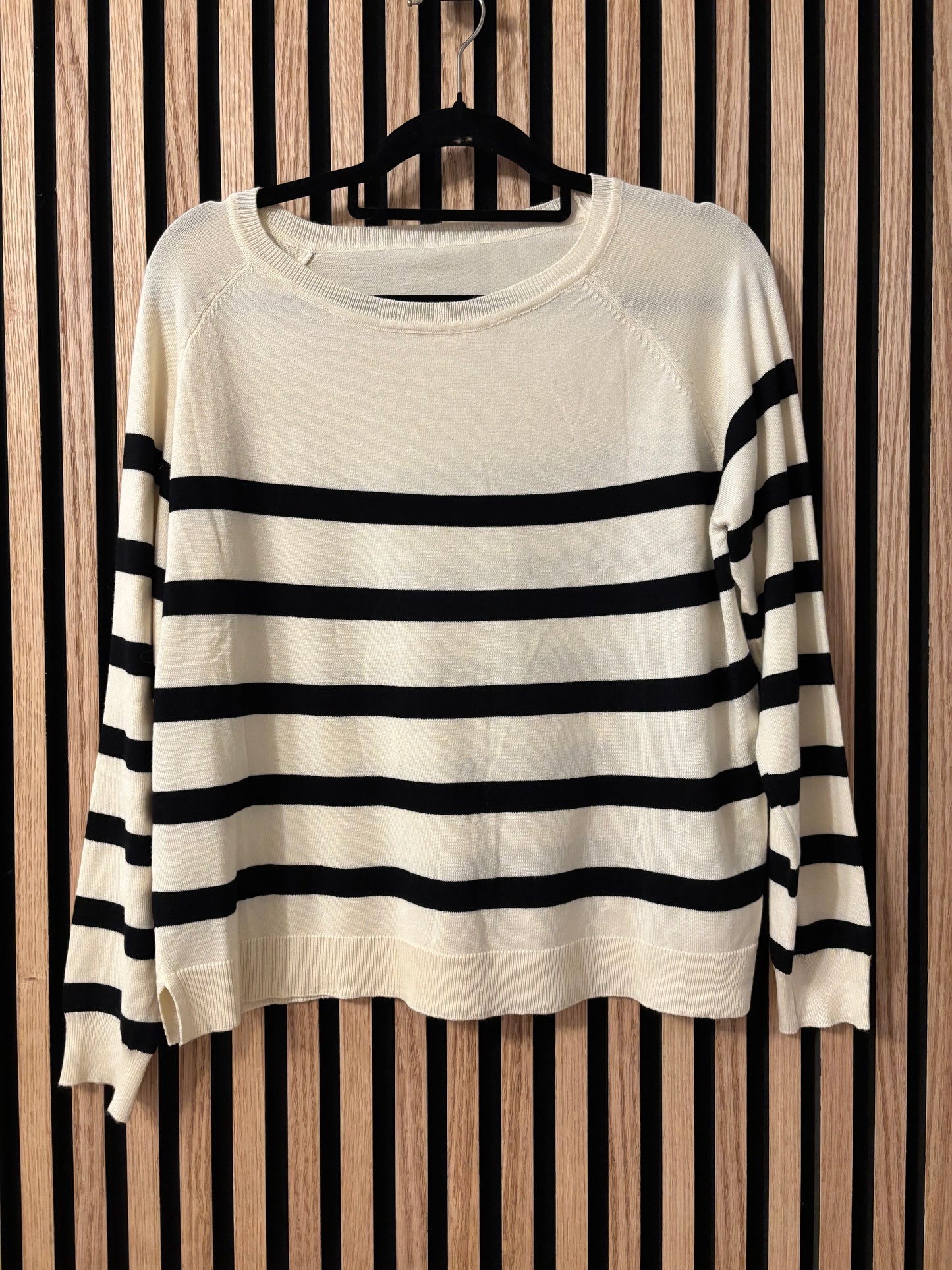 PULLOVER GESTREIFT