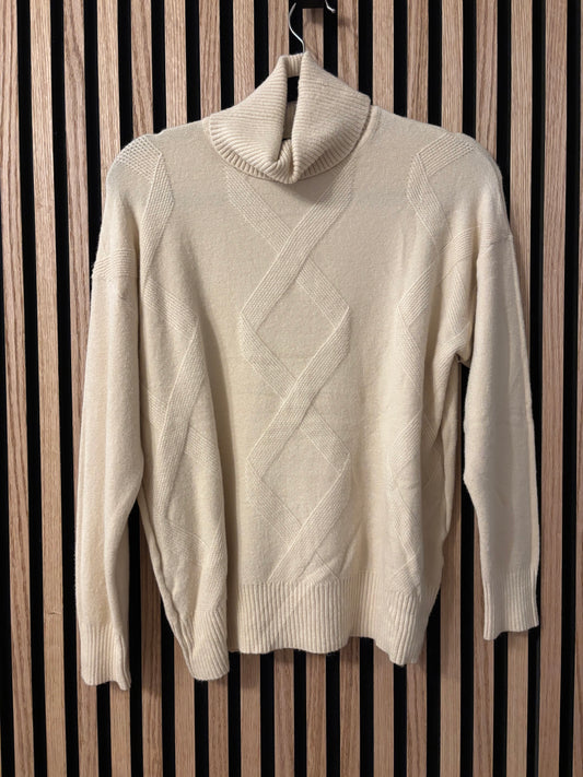 ROLLKRAGENPULLOVER MIT MUSTER